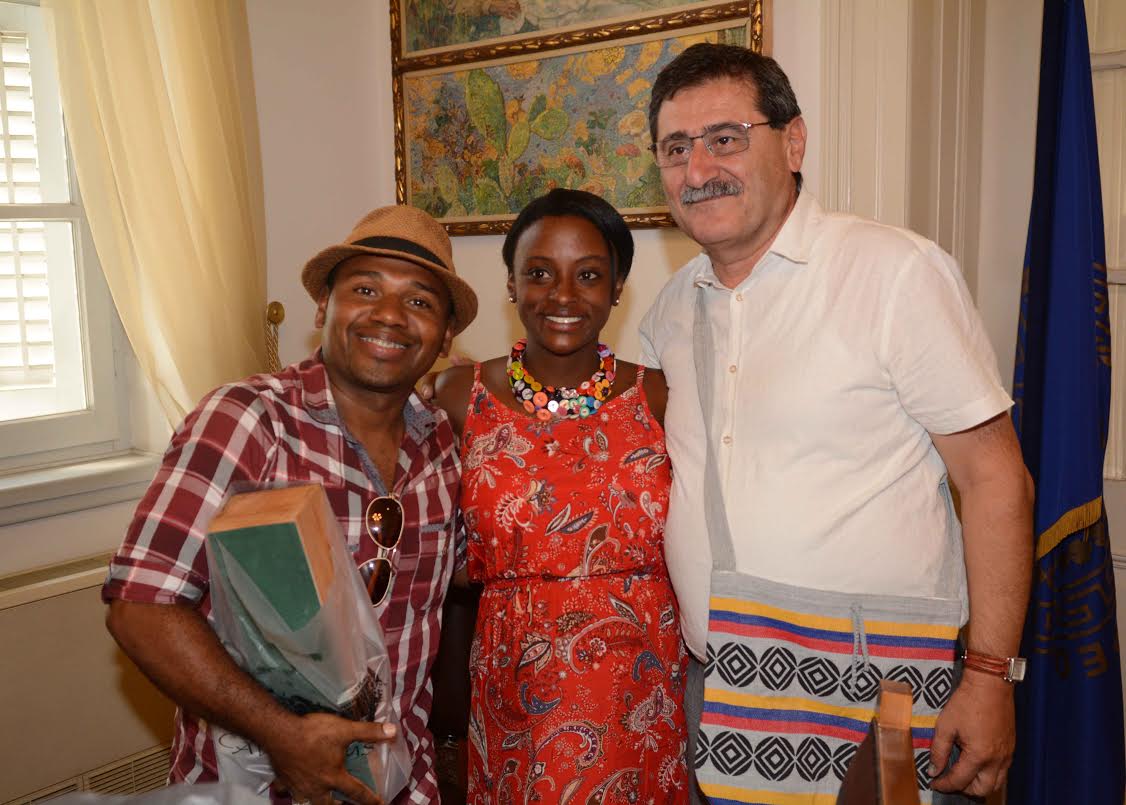 Χορευτές από εννέα χώρες στον δήμαρχο Πατρέων!