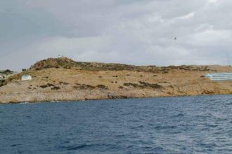 Τουρκικά αλιευτικά κάνουν... περαντζάδα στα ελληνικά νησιά! Συναγερμός στην Ψέριμο για Τούρκους στο νησί! Κάτοικοι λένε ότι άκουσαν πυροβολισμούς!