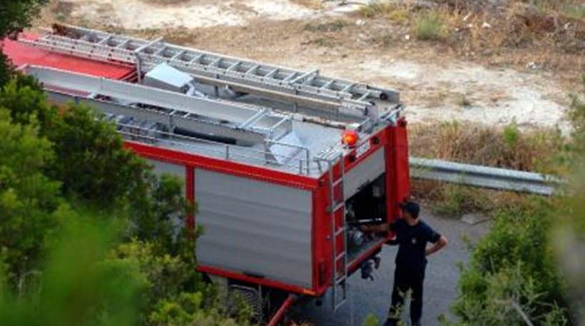 Πάτρα: Έσβησε η φωτιά στην ταβέρνα ΡΟΜΒΙΑ στα Συχαινά