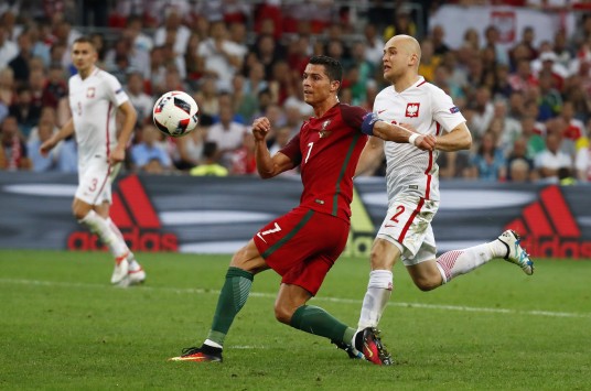 "Πέρασε" στα ημιτελικά η Πορτογαλία