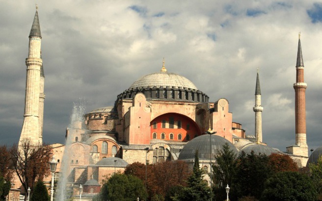 Ψήφισμα διαμαρτυρίας για την Αγία Σοφία από 120 βουλευτές 27 χωρών