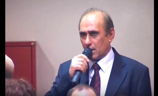 "Έφυγε" την ώρα που χόρευε στον γάμο του γιου του! Θλίψη για τον Χρήστο Σταύρου