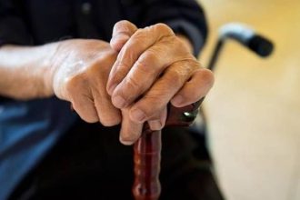 Καταργείται η παρακράτηση 6% για την υγεία για όσους χάνουν το ΕΚΑΣ