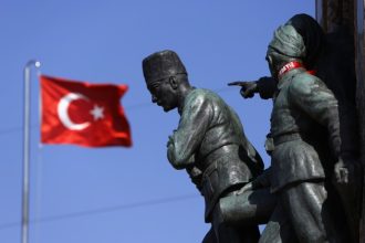 Τηλέφωνα επικοινωνίας για Έλληνες πολίτες που βρίσκονται στην Τουρκία