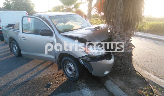 Γαστούνη: "Καρφώθηκε" σε δέντρο... δεν τραυματίστηκε κανείς!