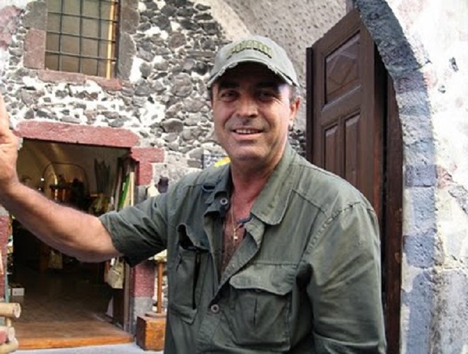 Στο πλευρό του Γιώργου Βασιλείου ο Απόστολος Γκλέτσος