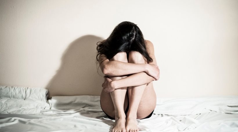 Οι δύο αλήθειες του βιασμού καλλονής σε αγρόκτημα - ''Μου έσκισε τα ρούχα και άρχισε να με βιάζει''!