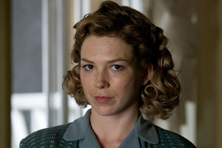 Άφαντη είναι η ηθοποιός Honeysuckle Weeks!