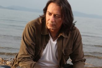 Γιάννης Κότσιρας: Θα γίνει μπαμπάς - Η μυστική εγκυμοσύνη και ο τοκετός σε λίγες ημέρες