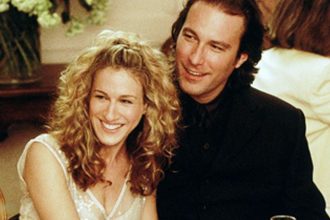 John Corbett: Δείτε πως είναι σήμερα ο πρωταγωνιστής του «Sex and the city»