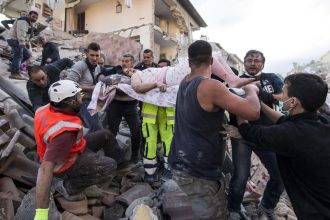 Τι λένε οι Έλληνες σεισμολόγοι για τον φονικό σεισμό της Ιταλίας - ΦΩΤΟΓΡΑΦΙΕΣ - ΒΙΝΤΕΟ