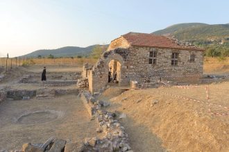 Ιερά παράκληση στην Παλαιοχριστιανική Βασιλική της Κάτω Μέτζενας