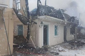 Λευκάδα: Η επόμενη μέρα της καταστροφικής πυρκαγιάς - Κάηκαν 11 σπίτια - ΒΙΝΤΕΟ - ΦΩΤΟΓΡΑΦΙΕΣ