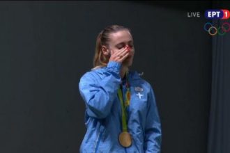 Με δάκρυα... η απονομή του χρυσού στην Άννα Κορακάκη – ΔΕΙΤΕ ΦΩΤΟΓΡΑΦΙΕΣ