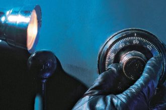 Υπό μερικό έλεγχο η πυρκαγιά στο Μαυρέλι Καλαμπάκας