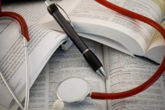 Πάτρα: Ποιοι ιδιώτες γιατροί εφημερεύουν σήμερα 15 Αυγούστου