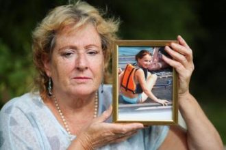 Τραγική ιστορία! Βρετανίδα αποζημιώθηκε 13 χρόνια μετά τον πνιγμό της κόρης της στην Πάλαιρο!