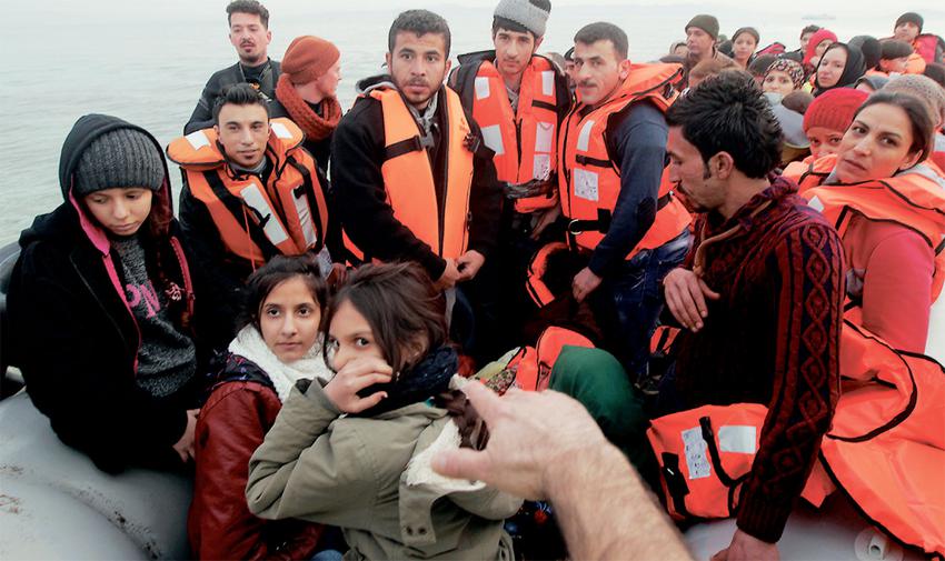 Συναγερμός για το Προσφυγικό από Γιούνκερ