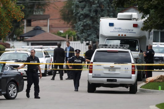 Καναδάς: Σκότωσε τρία άτομα με το τόξο του !