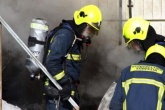 Τραγωδία στα Καλάβρυτα: Νεκρή ηλικιωμένη μετά από φωτιά στην κουζίνα του σπιτιού της - Ο πυροσβέστης γιος της... κλήθηκε να σβήσει την πυρκαγιά!