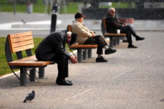 Εξαπάτησαν 79χρονο και του απέσπασαν 4.500 ευρώ