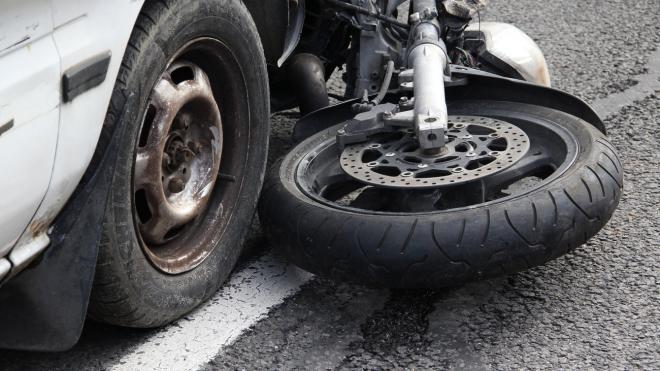 Πάτρα: Τροχαίο με τραυματισμό δικυκλιστή Κορίνθου και Κιλκίς