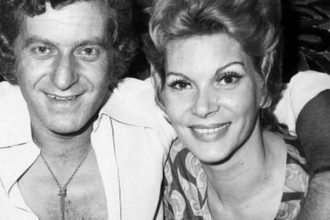 «Έφυγε» η αδελφή του Αλέκου Τζανετάκου, Κάσσυ Τζάνετ