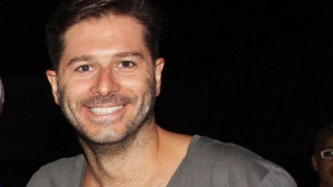 Ποια είναι η Δημοσιογράφος που "έκλεψε" την καρδιά του Αλέξανδρου Μπουρδούμη - ΦΩΤΟΓΡΑΦΙΕΣ