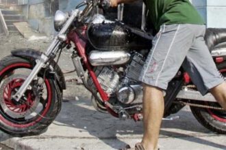 Αγρίνιο: Ελεύθεροι με εγγύηση οι δύο συλληφθέντες για την κλοπή της μοτοσυκλέτας