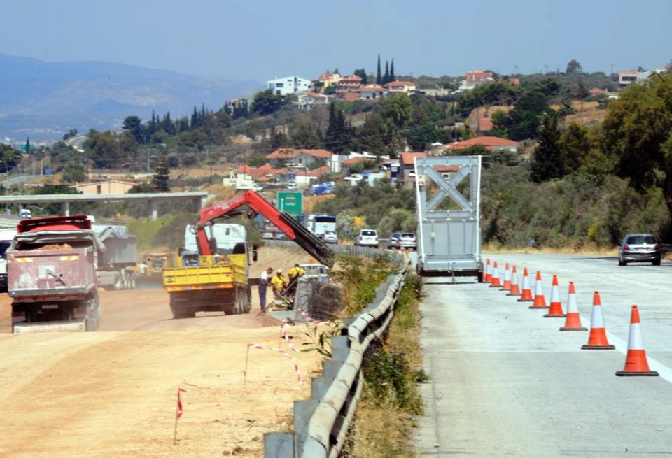 Πατρών - Κορίνθου: Αγώνας δρόμου για την ολοκλήρωση, αλλιώς πρόστιμα! - Νέα πίστωση 43,4 εκατ. € για την Ολυμπία Οδό