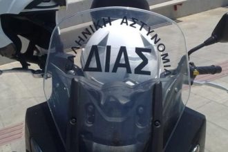 Πάτρα: Νταής δικυκλιστής εντοπίστηκε σε καφενείο και....