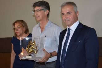 Σήμερα ανακηρύσσεται σε επίτιμο δημότη του Αιγίου ο Αλεξάντερ Πέιν