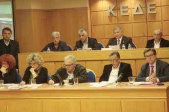 Η ΚΕΔΕ ζητά την πλήρη αρμοδιότητα στη διαχείριση απορριμμάτων