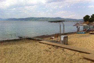 Αχαϊα: Ποιες παραλίες είναι προσβάσιμες σε ΑμΕΑ