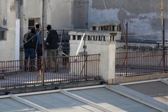 Δυτική Ελλάδα - Απίστευτο: Πήγε στο εξοχικό της και στην ταράτσα βρήκε... Κλήθηκε η Αστυνομία