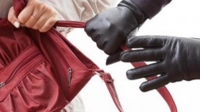 Αγρίνιο: Αφαίρεσε τσάντα - Κατηγορείται για ληστεία