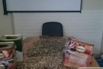 Έκρυβε χιλιάδες παραχαραγμένα νομίσματα κάτω από...ελιές!