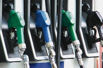 Τρεις συλλήψεις για λαθρεμπόριο καυσίμων