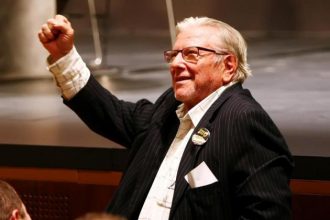 Τροχαίο ατύχημα για τον Κώστα Βουτσά