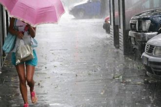 Συνεχίζει τα "τερτίπια" με βροχές και καταιγίδες! - Ποιες οι προβλέψεις των μετεωρολόγων