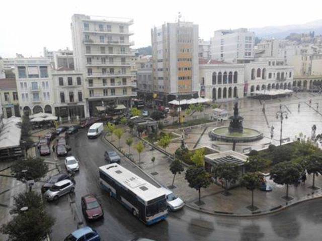 Πάτρα: Αγριεμένο μπήκε το φθινόπωρο - Σε επιφυλακή οι δημοτικές υπηρεσίες