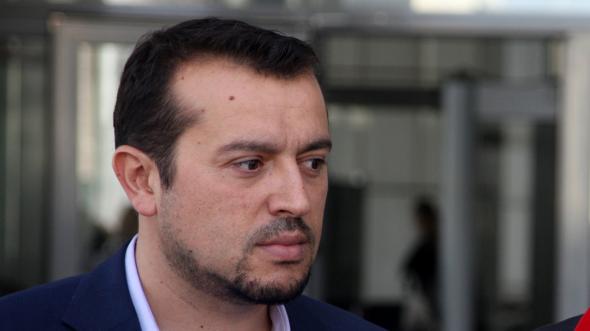 Νίκος Παππάς: Η ΝΔ αδυνατεί να βγάλει την περούκα της διαπλοκής