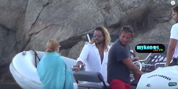 Η Λόχαν με τον Έλληνα σύντροφό της στη Δήλο - ΒΙΝΤΕΟ