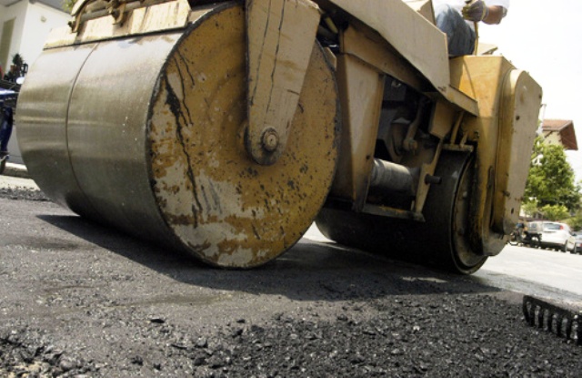 Πάτρα: Ξεκινούν εργασίες ασφαλτόστρωσης και στη Μαιζώνος - Νέο κυκλοφοριακό χάος