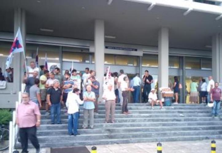 ΠΑΜΕ Αχαΐας: Συμβολικός αποκλεισμός της ΔΕΗ - "Να σταματήσουν οι διακοπές ρεύματος"