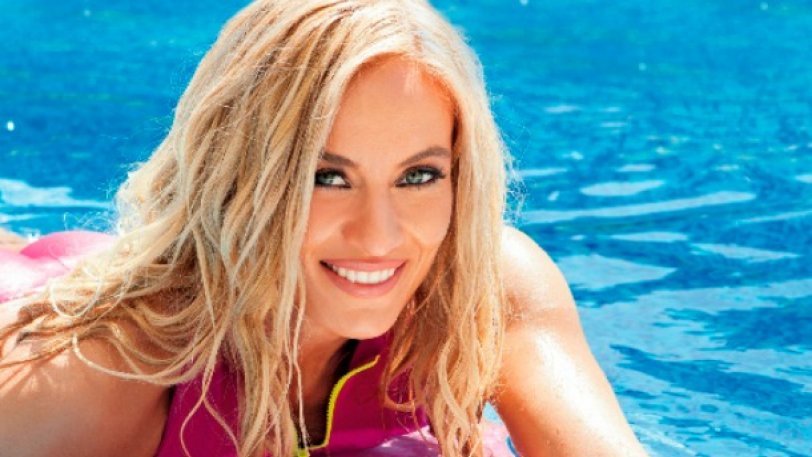 Καθηγήτρια η Ελεονώρα Μελέτη !