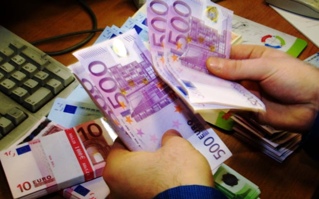 Αντλήθηκαν 1,3 δισ. ευρώ από τη δημοπρασία τρίμηνων εντόκων