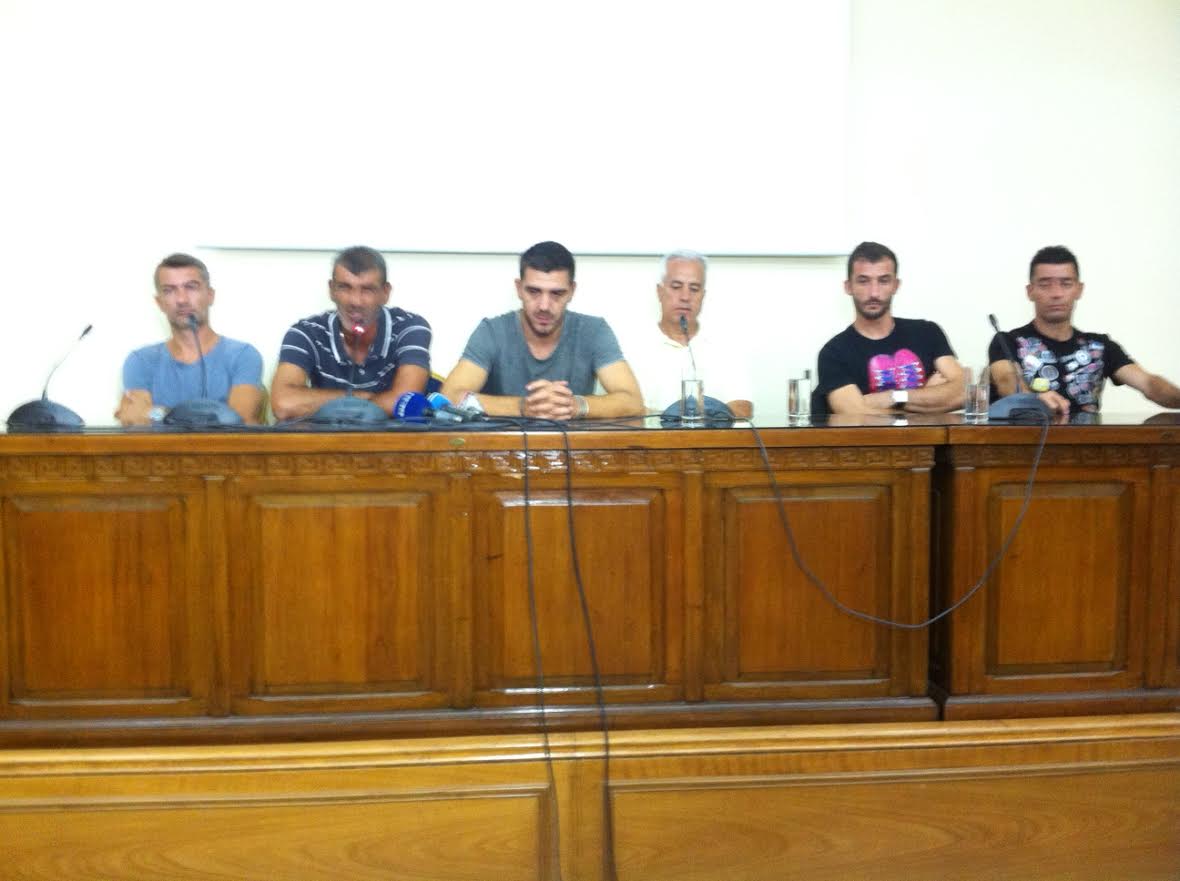 Αιχμηρός ο Κατσουράνης στην παρουσίαση της νέας Παναχαϊκής: "Αν θέλουμε ομάδα αλλάζουμε νοοτροπία"! - "Υπήρχαν άνθρωποι που "ασέλγησαν" πάνω της! ΔΕΙΤΕ ΒΙΝΤΕΟ