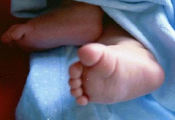 Άρπαξε 11 μηνών βρέφος από την μητέρα του και το βίασε - Βρέθηκε αναίσθητο και μέσα στα αίματα