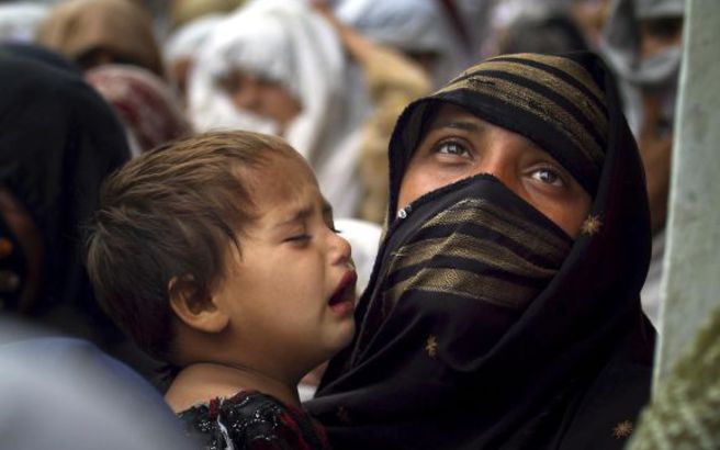 Επίθεση αυτοκτονίας σε συγκέντρωση προσευχής στο Πακιστάν